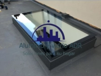 ALUMINIO Y VIDRIO ADR 